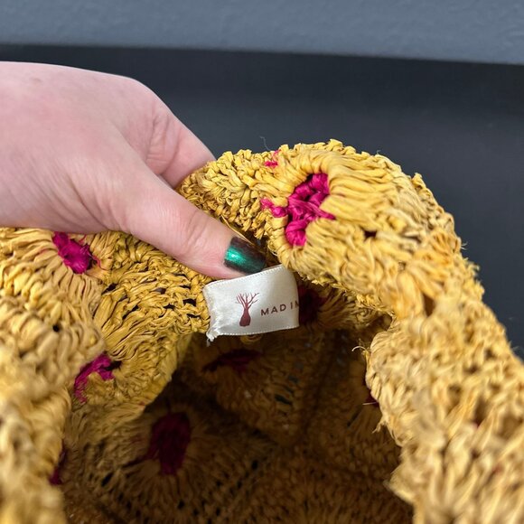 Mad Import Yellow Pink Floral Raffia Woven Crochet Style Bag Wood Handles Hippie - Picture 3 of 6